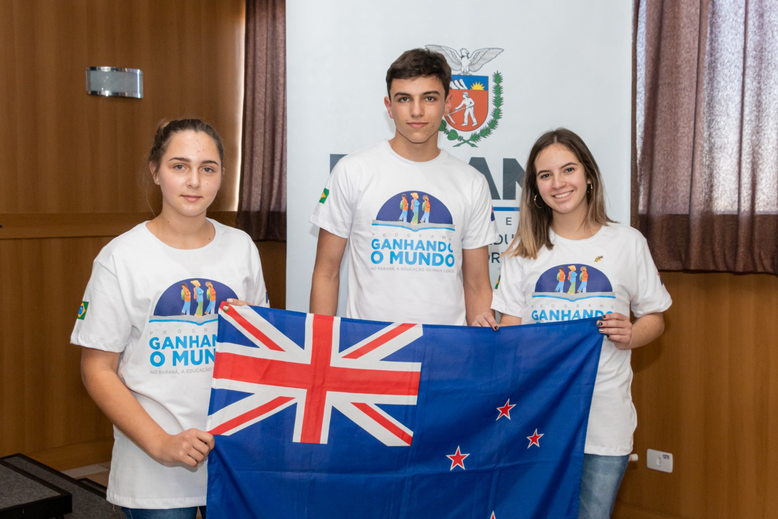 Estudantes da rede estadual de ensino embarcam para a Nova Zelândia por meio do programa de intercâmbio Ganhando o Mundo