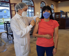 Vacinação dos profissionais da Educação