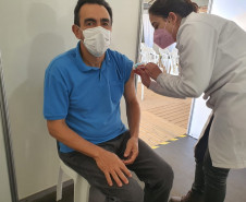 Vacinação dos profissionais da Educação