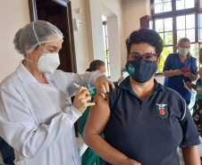 Vacinação dos profissionais da Educação