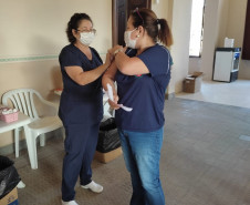 Vacinação dos profissionais da Educação