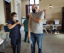 Vacinação dos profissionais da Educação