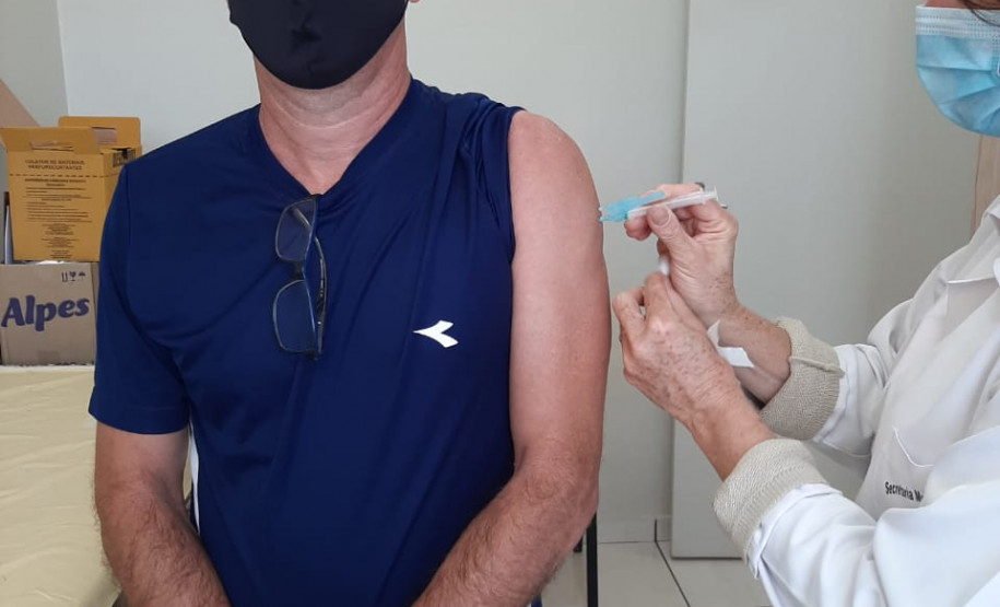 Vacinação dos profissionais da Educação