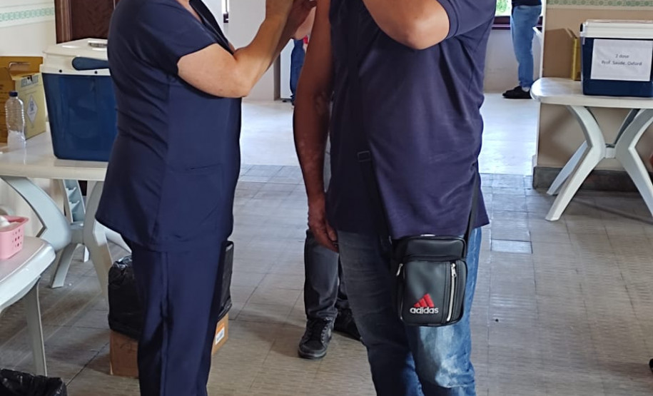 Vacinação dos profissionais da Educação