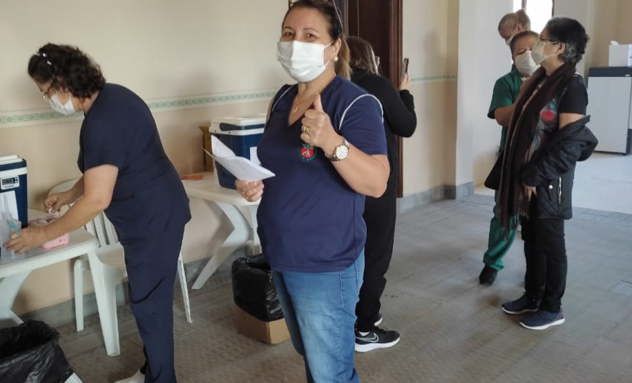 Vacinação dos profissionais da Educação