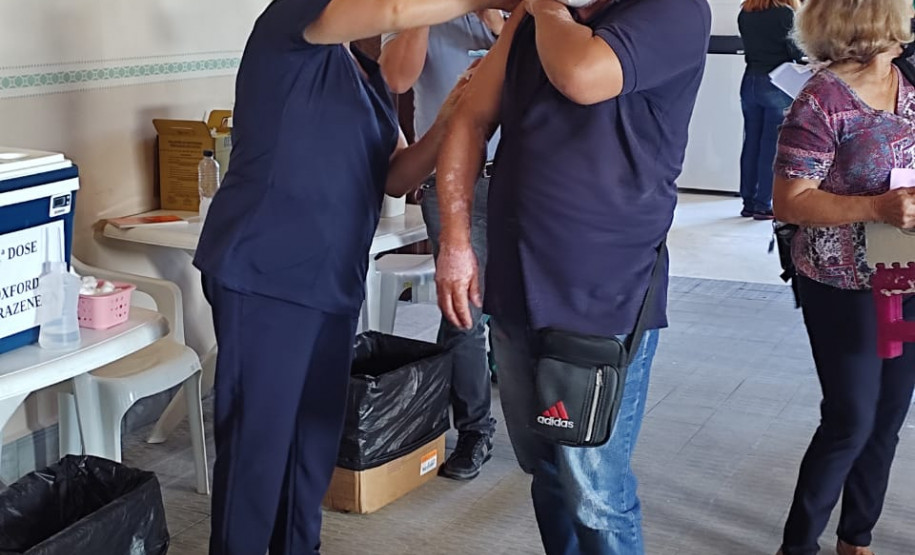 Vacinação dos profissionais da Educação