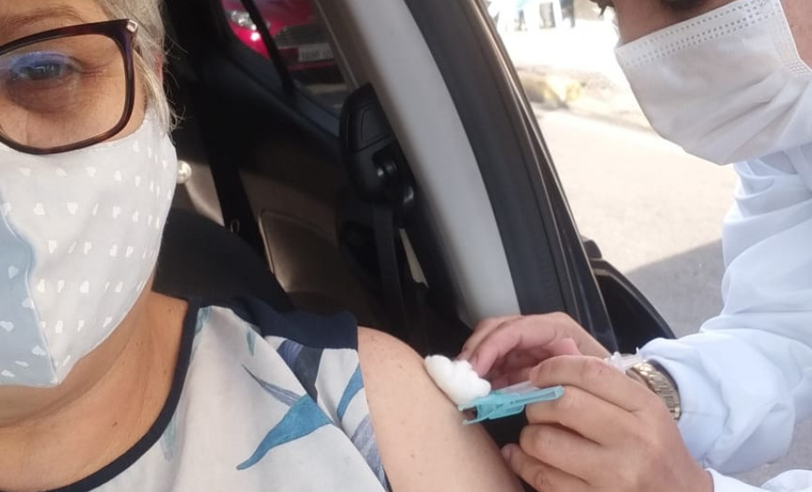 Vacinação dos profissionais da Educação