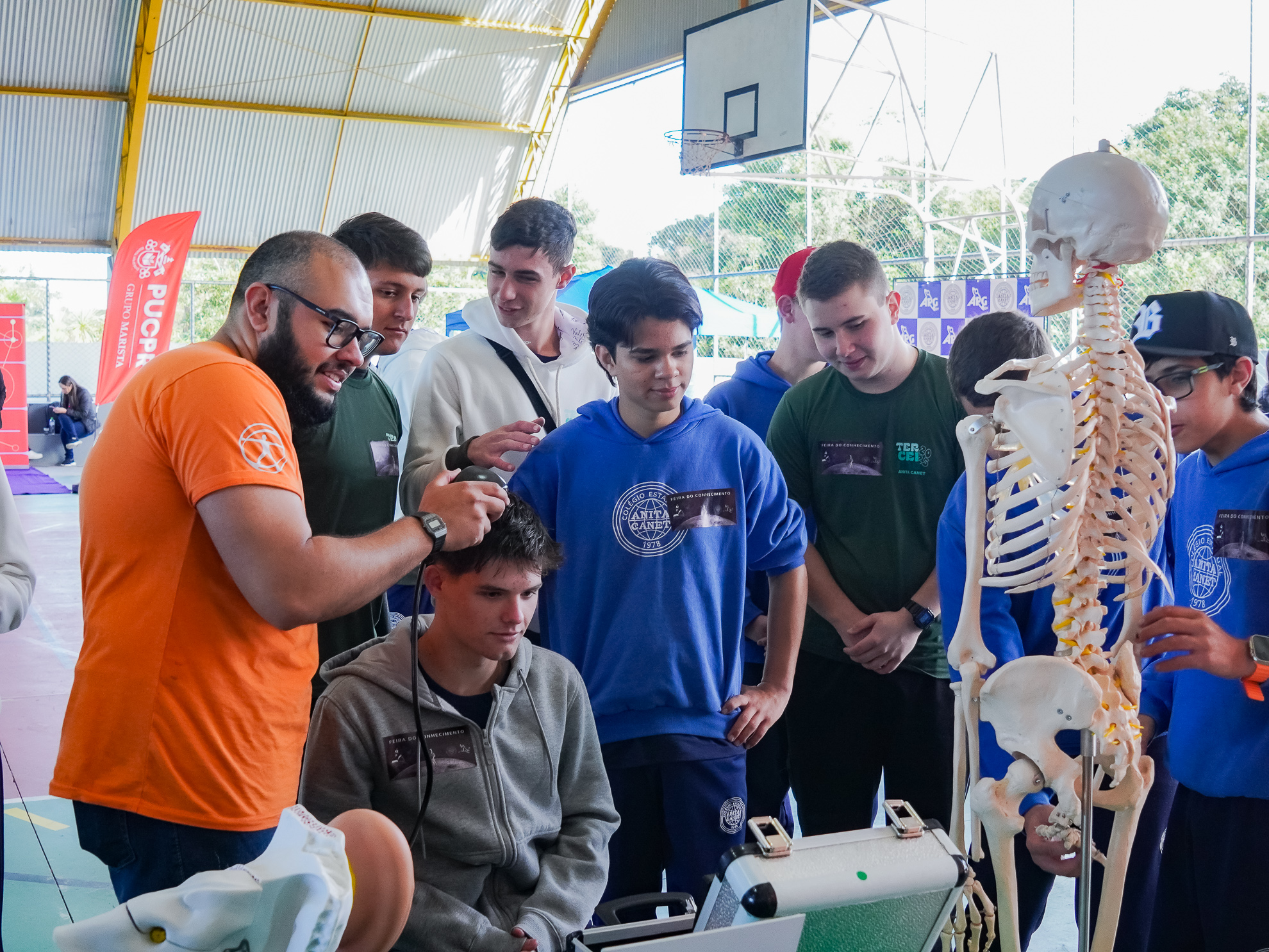 Feira de Conhecimento no C.E Anita Canet