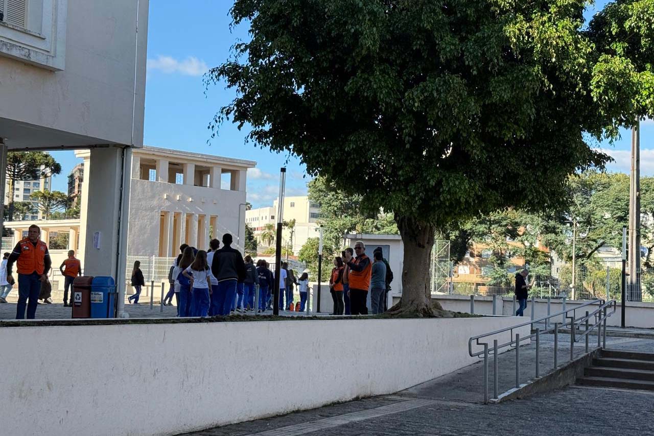 Em 14 anos Programa Brigadas Escolares capacita mais de 94 mil profissionais para atuar em emergências