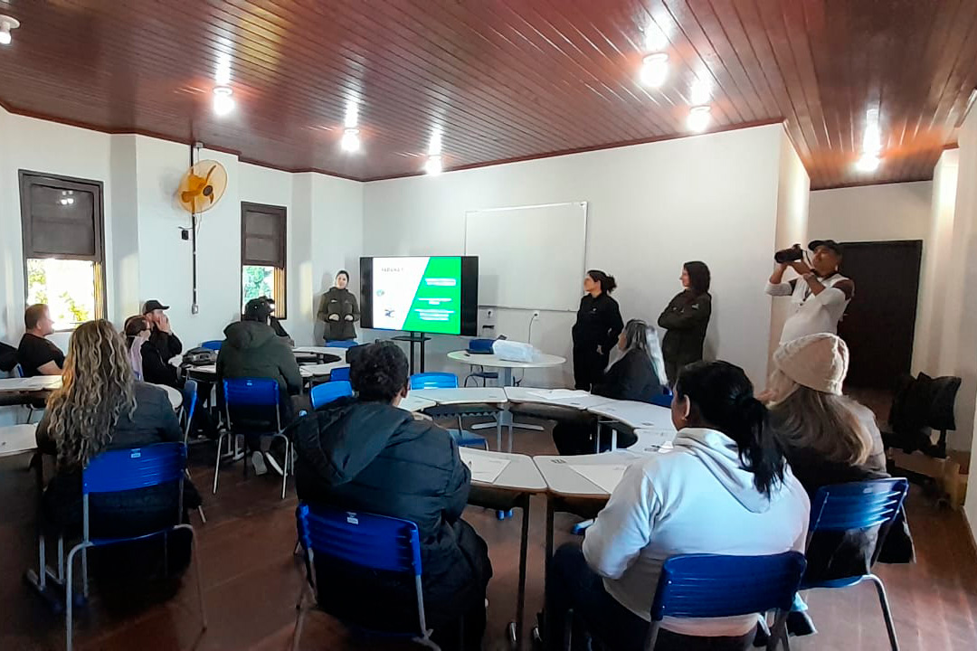 Qualificação profissional: iniciam as aulas na Escola do Mar com curso na área de gastronomia