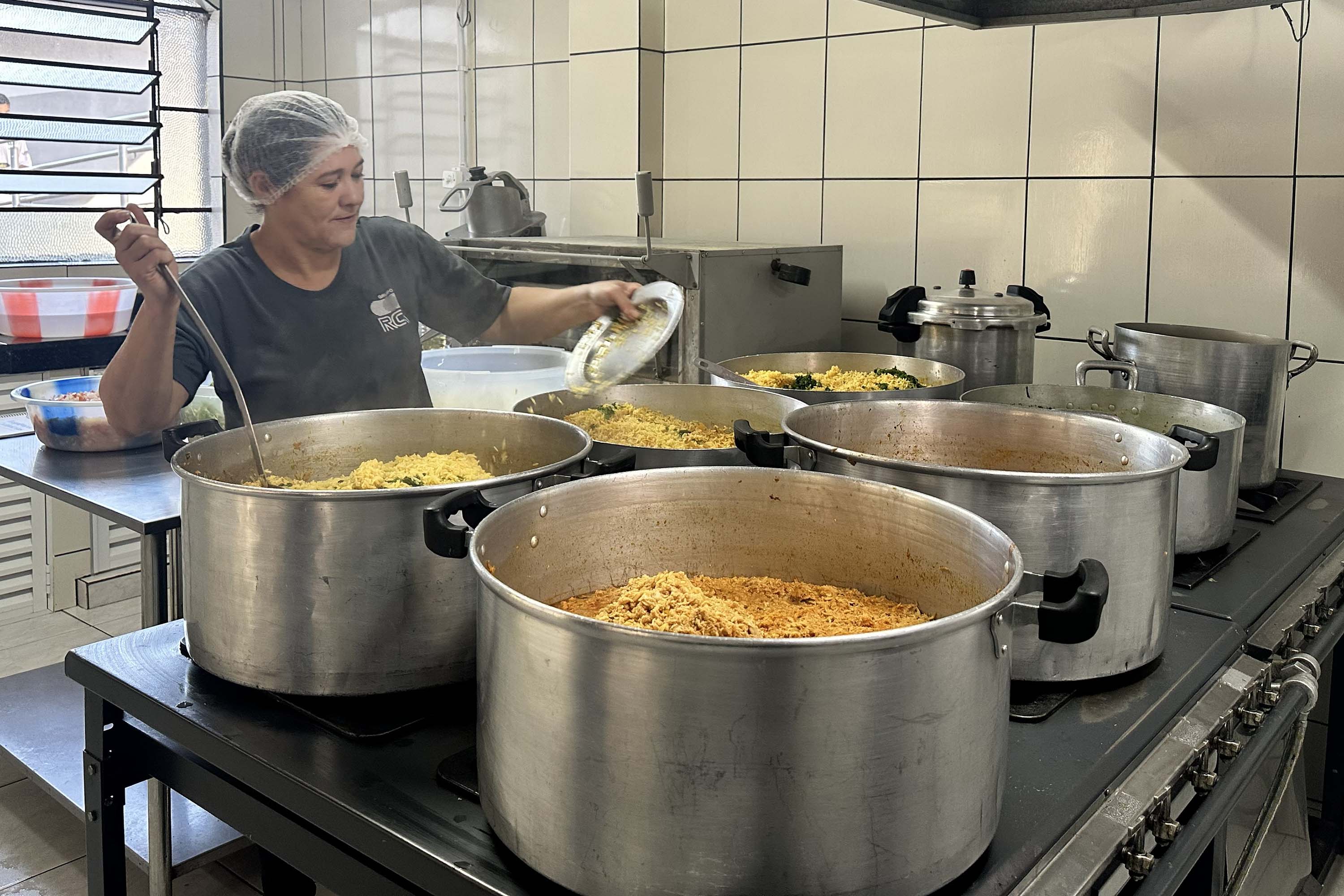 Estado reforça capacitação de 7,9 mil profissionais da alimentação escolar
