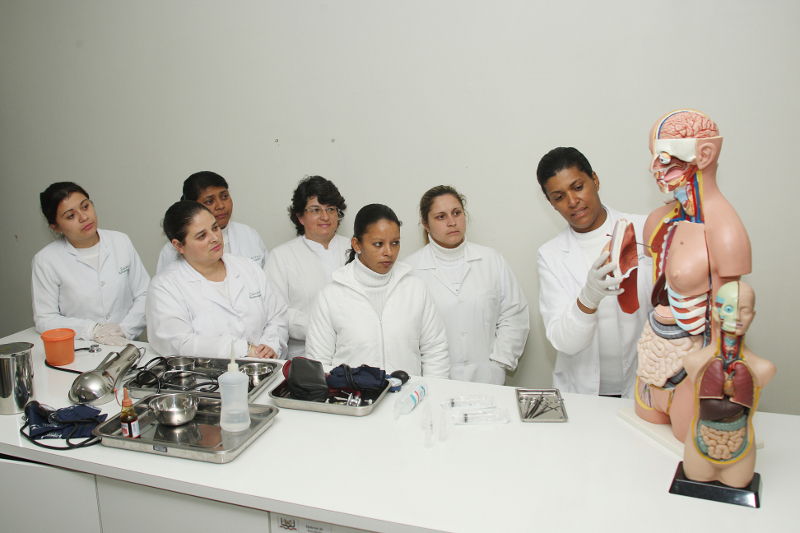 Colégio São Pedro Apóstolo. Foto de arquivo.