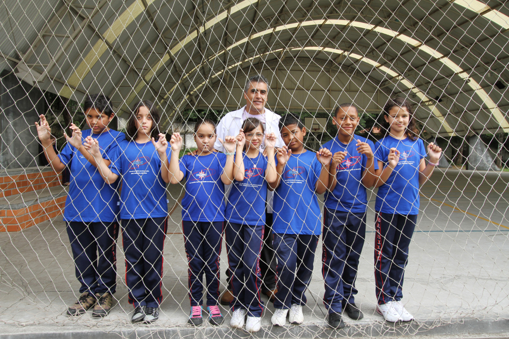 Colégio Estadual Professor Brasílio Vicente de Castro. Foto de Arquivo.