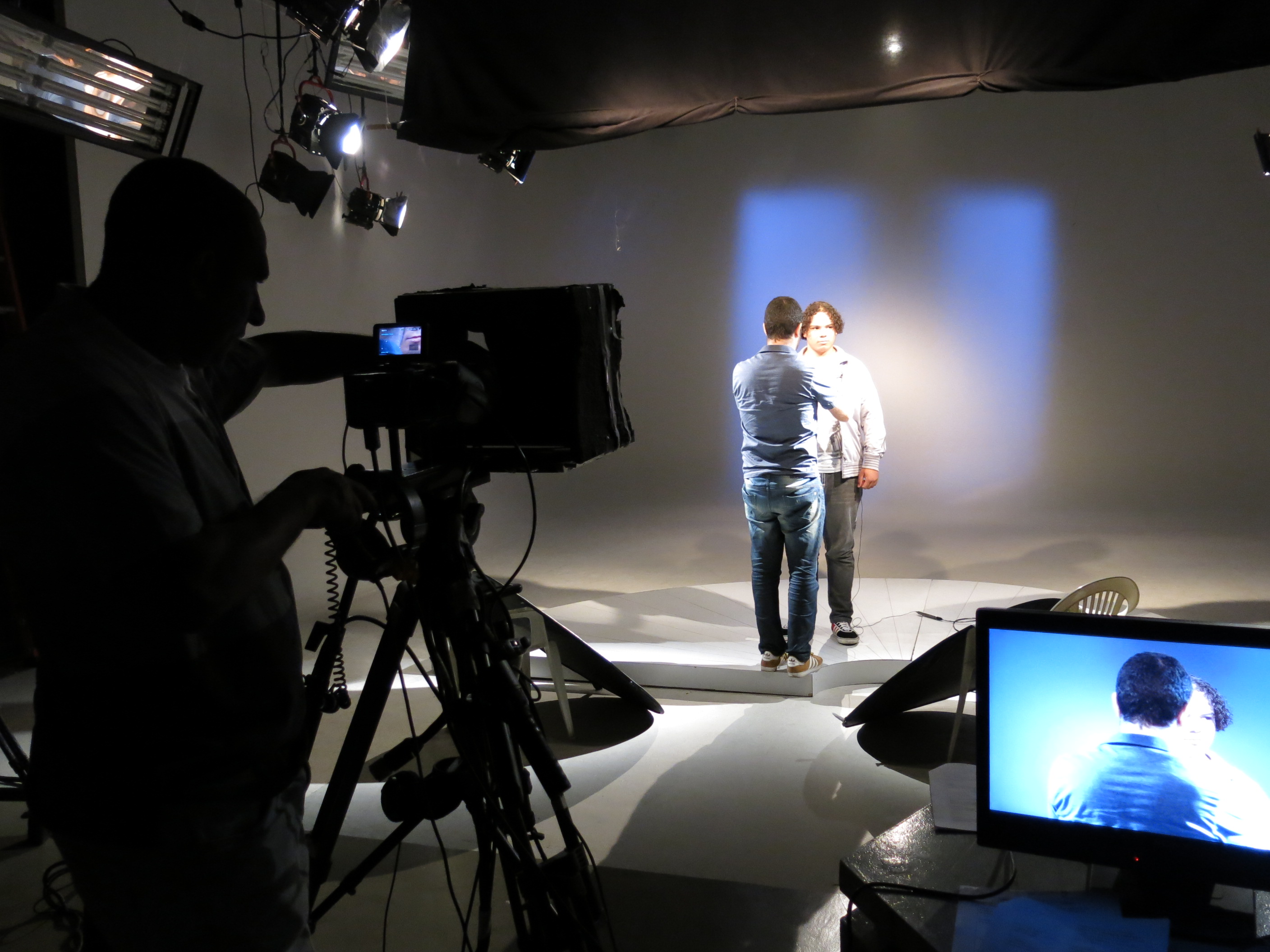 Festival Imagens do Ensino Médio Emdiálogo reuniu 151 vídeos de 75 cidades e 17 estados. Das oito premiadas em todo o Brasil, três são paranaenses.