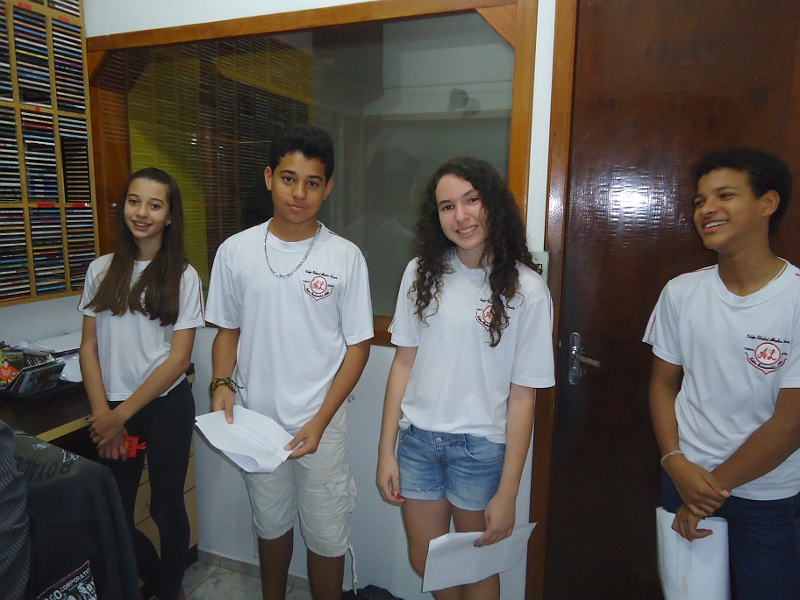 A radionovela, sucesso das rádios brasileiras entre as décadas de 1940 e 1960, foi resgatada pelo Colégio Estadual Abraham Lincoln, do município de Kaloré para desenvolver o hábito da leitura entre os estudantes