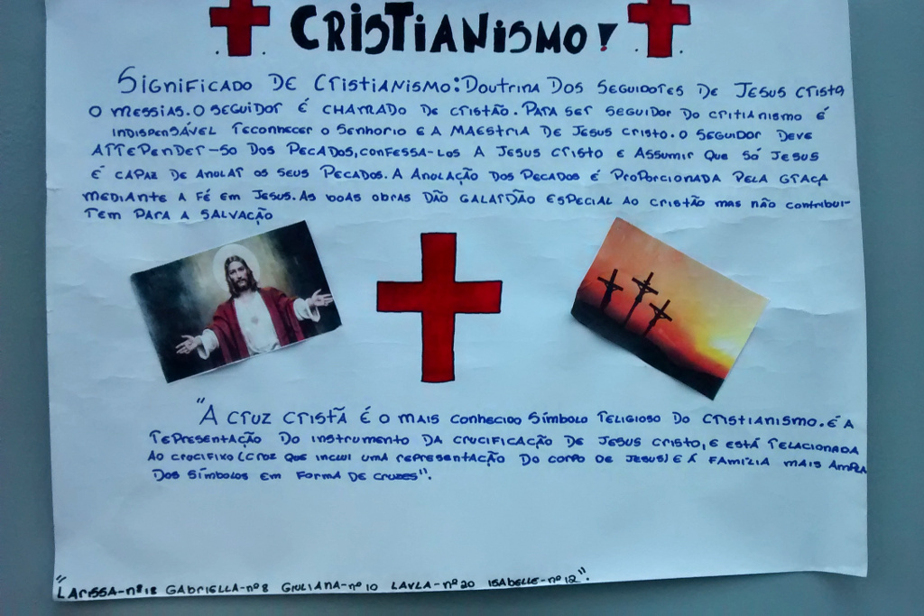 Trabalhos de estudantes do Colégio Estadual Nossa Senhora de Fátima.