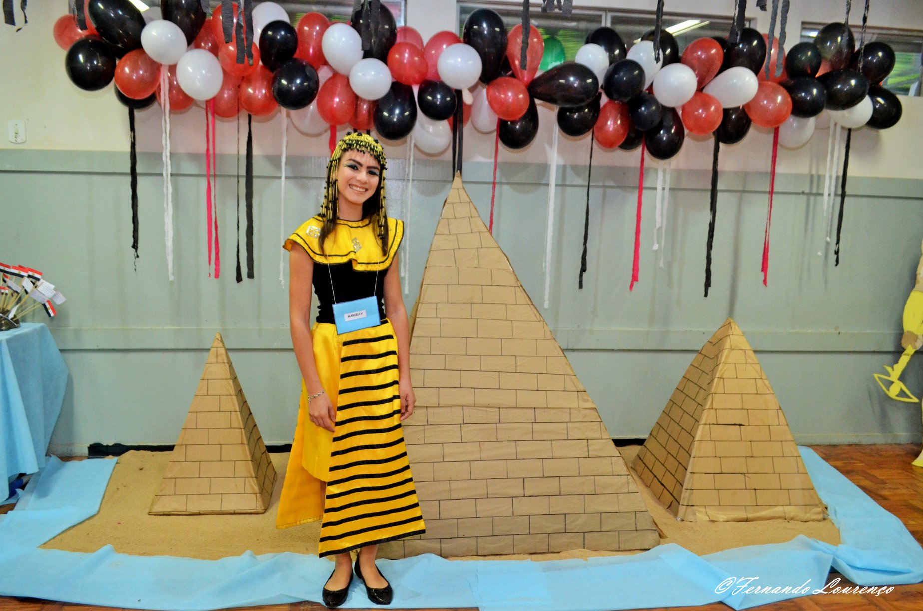 Pesquisa e apresentação tiveram como objetivo identificar e conhecer os povos que contribuíram para a formação da identidade cultural do Brasil.