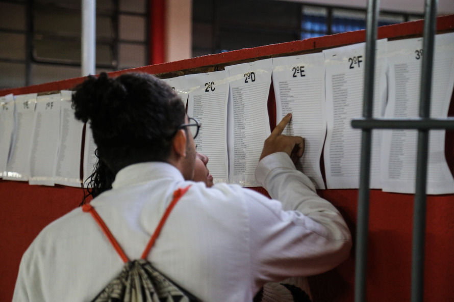 Aluno da Escola Estadual São Cristóvão no início do ano letivo. Curitiba, 14/02/2019 -  Foto: Geraldo Bubniak/ANPr