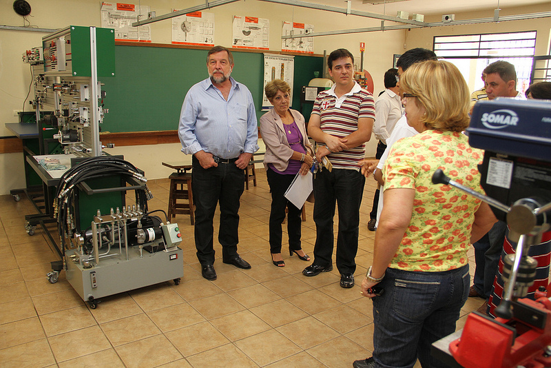 Visita ao CEEP Professora Maria do Rosário Castaldi