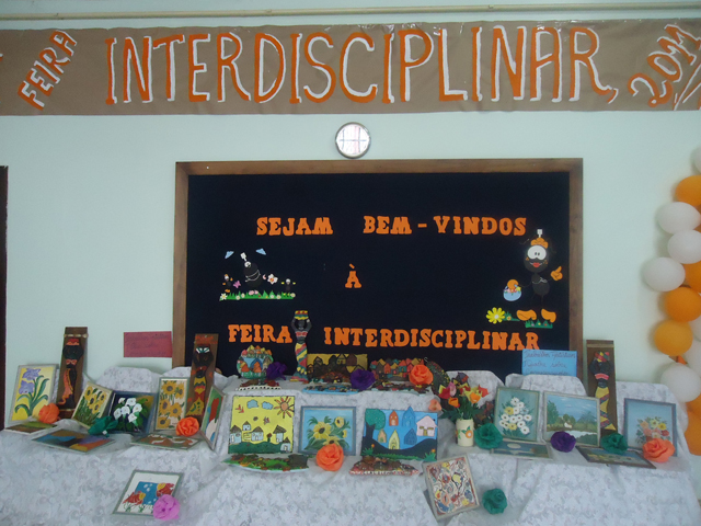 Ceebja de Francisco Beltrão promove feira interdisciplinar