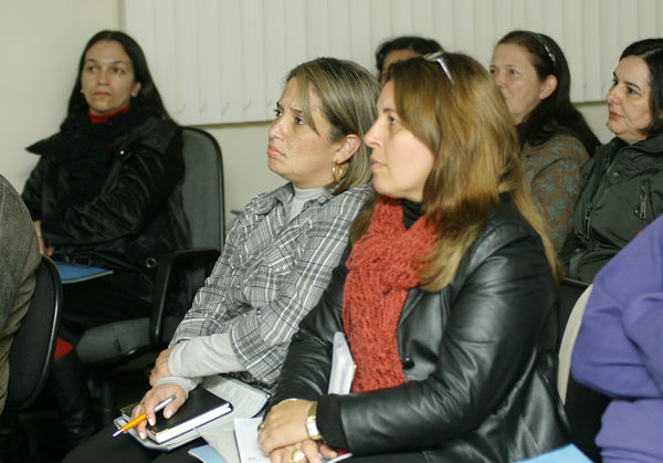 A Secretaria de Estado da Educação (Seed) promove até esta quinta-feira (19), em Curitiba, o 1º Encontro entre Grupo de Recursos Humanos Setorial (GRHS) da SEED e Recursos Humanos dos Núcleos Regionais de Educação (NREs).