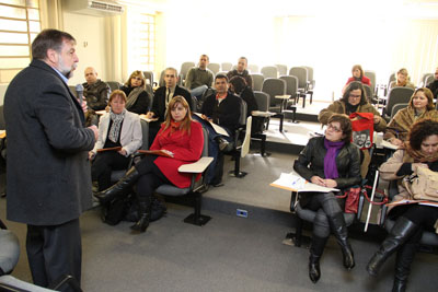 Fórum de Formação Docente reúne-se na Secretaria