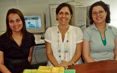 As professoras Sylvianne Tavares do GTR; Andréia Frumento, idealizadora do projeto e sua orientadora, Violeta Estephan.