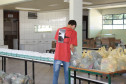 Entrega de kit de merenda no C.E Emilio de Menezes