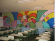 Projeto Cores no Dia a Dia do Colégio Estadual Olavo Bilac mobiliza alunos na pintura de murais baseados em obras famosas nas salas de aula.