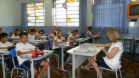 Ano letivo começa com a construção de novas unidades, escolas reformadas e 500 novos professores em sala de aula. 