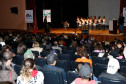 Apucarana, apresentação de alunos e professores na Caravana da Poesia. 25-09-13.  