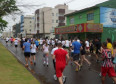 A 3ª edição da Corrida pela Água aconteceu no último domingo (3), em Cascavel. O tempo chuvoso não impediu que cerca de 350 pessoas, entre alunos, professores, funcionários, atletas amadores e profissionais participassem do evento. 