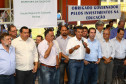 “A Educação é um instrumento de emancipação humana e social e de construção da cidadania da pessoa”, afirmou o governador Beto Richa ao inaugurar, nesta segunda-feira (10), o Colégio Estadual Jardim Universitário, de Sarandi, no Noroeste do Paraná. O ato, com a presença do vice-governador e secretário da Educação, Flávio Arns, marcou a abertura do ano letivo de 2014 para 1,3 milhão de estudantes da rede estadual de ensino em todo o Paraná.