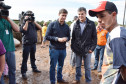 Governador Beto Richa, acompanhado do prefeito de Guarapuava, César Silvestri Filho, verifica os estragos causados pelas chuvas do fim de semana no município. 09/06/2014.