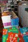 As escolas estaduais do Paraná receberão os livros didáticos do Ensino Médio entre dezembro e fevereiro. Os livros são enviados diretamente pelo Ministério da Educação e a Secretaria de Estado da Educação alerta as escolas para conferirem o material no momento da entrega.
