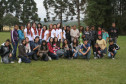 Alunos e professores do Colégio Estadual João Paulo II, em Arapoti, visitam Colônia do Sutil, em Ponta Grossa. Evento contribui para atividades da equipe multidisciplinar da escola.