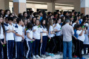 As escolas da rede estadual de ensino iniciaram nesta terça-feira, (01), as atividades em comemoração da Semana da Pátria. As ações antecedem o Dia da Independência, celebrado segunda-feira, dia 7 de Setembro. A cerimônia que marcou o início das festividades foi realizada no Colégio Militar de Curitiba, com a presença do governador Beto Richa, de autoridades militares e civis e da secretária estadual da Educação, professora Ana Seres.