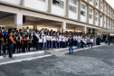 As escolas da rede estadual de ensino iniciaram nesta terça-feira, (01), as atividades em comemoração da Semana da Pátria. As ações antecedem o Dia da Independência, celebrado segunda-feira, dia 7 de Setembro. A cerimônia que marcou o início das festividades foi realizada no Colégio Militar de Curitiba, com a presença do governador Beto Richa, de autoridades militares e civis e da secretária estadual da Educação, professora Ana Seres.
