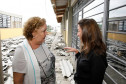 A superintendente de Desenvolvimento Educacional, Vanda Dolci Garcia (direita), acompanhou as vistorias nesta quinta-feira (12). “As equipes de engenharia estão finalizando o orçamento dos estragos causados pela chuva. Assim que for concluído iniciaremos o processo para a contratação da empresa que fará os trabalhos, o mais rápido possível”, disse Vanda.