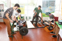 Estudantes do 1° ano do curso técnico em Energias Renováveis do Centro Estadual de Educação Profissional Newton Freire Maia, em Pinhais, na Região Metropolitana de Curitiba, trabalham há um ano no protótipo de carro movido a energia solar. O experimento foi apresentado durante a terceira edição do “Dia de Campo e Feira de Profissões – Educação, Produção e Tecnologia” realizada pelo Centro na semana passada.