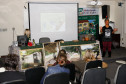 Funcionários da Secretaria de Estado da Educação participaram nesta terça-feira (24), em Curitiba, de uma mesa-redonda sobre a importância das comunidades quilombolas na composição da história e cultura paranaense. O encontro foi intermediado pela Coordenação da Educação das Relações da Diversidade Etnicorracial do Departamento de Educação, Diversidade e Direitos Humanos.