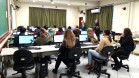 Aproximadamente 4,3 mil profissionais estaduais da educação participam do curso de formação continuada para novas tecnologias educacionais. A capacitação, que inclui oficinas e temas como segurança na internet, recursos em nuvem digital e recursos digitais, tem como objetivo levar novos conhecimentos e ferramentas para serem aplicadas em práticas educacionais contemporâneas.