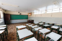 No Colégio Estadual Romário Martins, em Piraquara, na Região Metropolitana de Curitiba, oito funcionários trabalham para deixar a escola pronta para recepcionar os 1