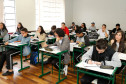 As escolas da rede estadual de ensino que aderiram à paralisação dos professores na semana passada retomaram as atividades nesta segunda-feira (20). O balanço de sexta-feira (17) apontava que apenas 6% das 2,1 mil unidades da rede pública estadual tinham paralisado. Quase 70% funcionava normalmente e pouco mais de 20% funcionou parcialmente. No Colégio Estadual Doutor Xavier da Silva, em Curitiba, os 780 estudantes do ensino fundamental e médio retornaram à rotina escolar. 