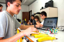 Estão disponíveis as seguintes oficinas: Criando instrumentos musicais com o Makey Makey.