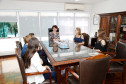 Esta quinta-feira (15) foi especial para quatro alunos da Escola Estadual Carmela Bortot, de Pato Branco. Eles são os ganhadores do projeto Voar Mais Longe, que premia com uma viagem de avião para Curitiba os estudantes com as melhores médias da escola. 