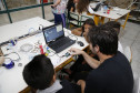 Secretaria Estadual de Educação do Paraná; Alunos do Colégio Estadual Livia Micheleto participão no DPTE de curso de robótica. 27-03-18. Foto: Hedeson Alves