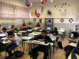 Salas de aula ambiente são organizadas pelos professores conforme os conteúdos são trabalhados. Iniciativa diversifica rotina de nove horas diárias de estudo.  