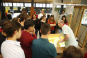 Secretaria Estadual de Educação do Paraná; Alunos do Colégio Estadual do Campo Brasilio Antunes da Silva de Ponta Grossa visitam o Parque da Ciência em Quatro Barras, na foto na foto o professor Anisio Lasievicz diretor do Parque da Ciências Newton Freire Maia. 09-10-18. Foto: Hedeson Alves