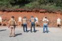 Ao término das capacitações, que têm 20 horas de duração, os policiais começam imediatamente a atuar nas escolas inscritas no programa. 
